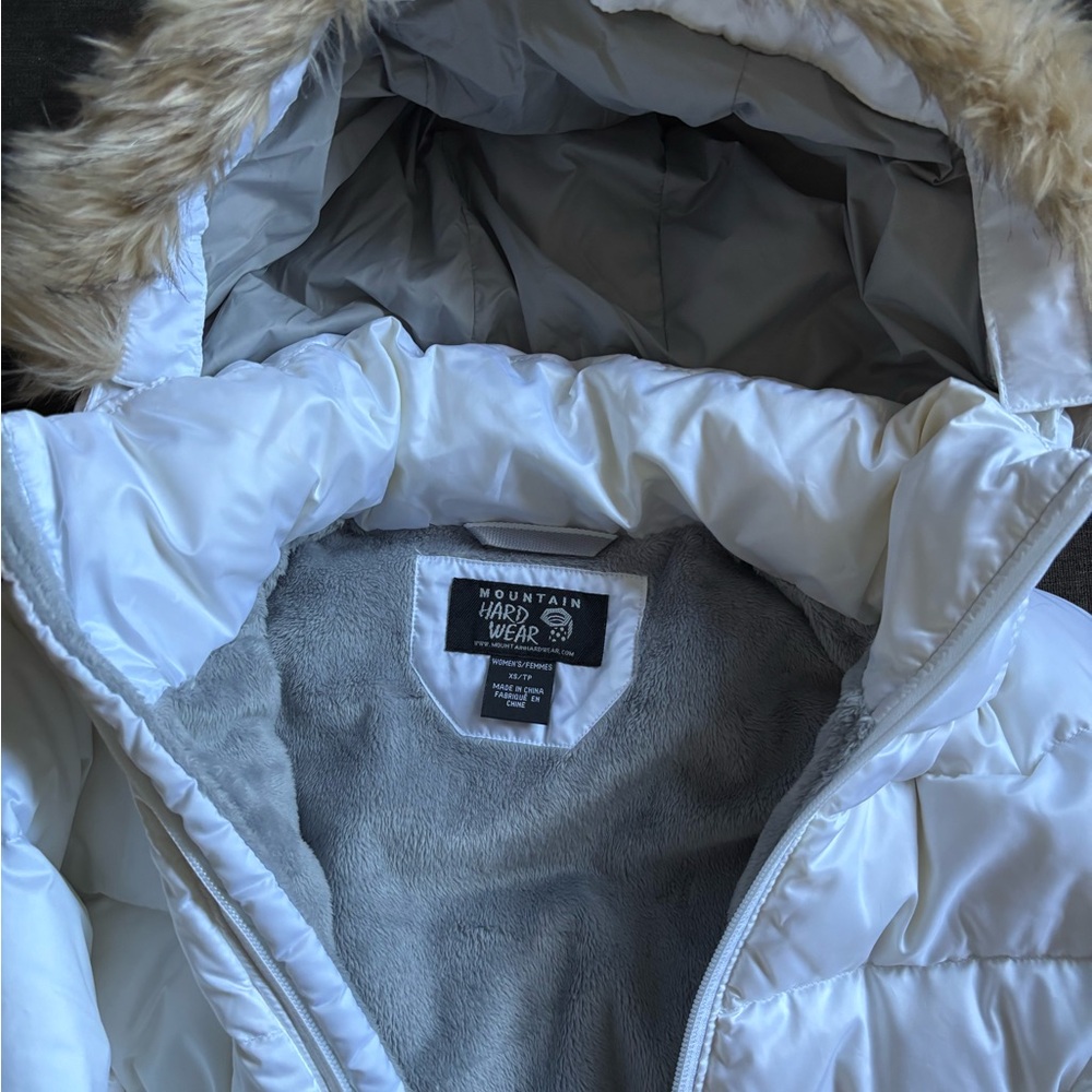 Mountain Hardwear Snowy White Jacket with Faux Fur Trim